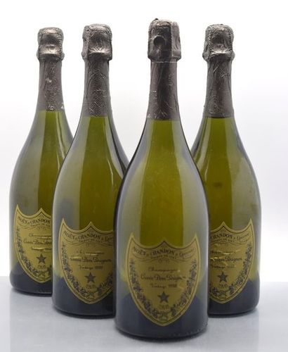 null 6 bouteilles CHAMPAGNE "Dom Pérignon", Moët & Chamdon 1992 Vendu en collaboration...