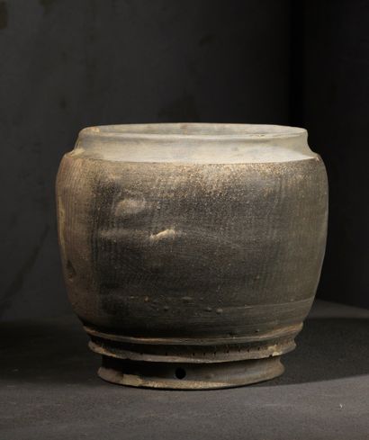 ﻿Pot 
Vietnam, dynastie des Lê, 16°-17° siècle...