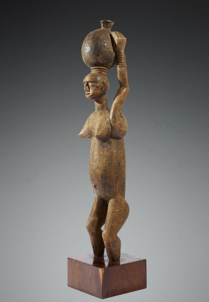﻿Statue Igbo 
Nigeria 
Bois. H. 148 cm 
Le...