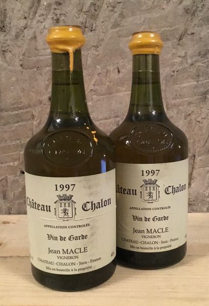 2 bottles CHÂTEAU-CHALON J. Macle 1997