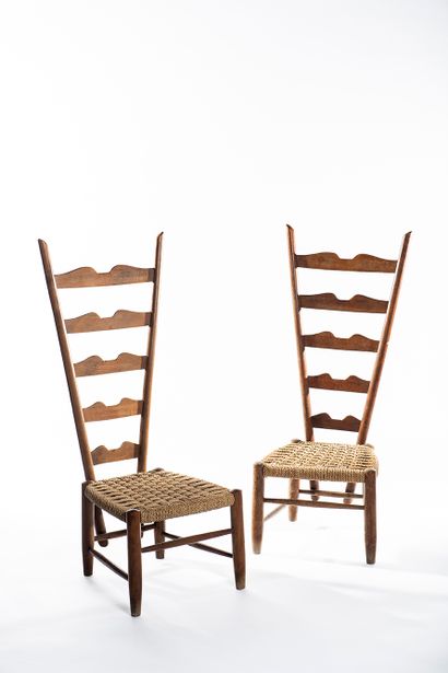 Gio PONTI (1891-1979) Paire de chaises basses à haut 
dossier 
Edition Casa e giardino...