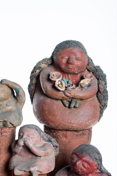 MEXIQUE Ensemble de 13 sculptures 
Terre cuite polychrome sur socles 
 
 Date de...