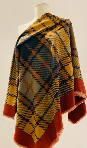 5. VALENTINO 
Cashmere shawl, autumnal colors....
