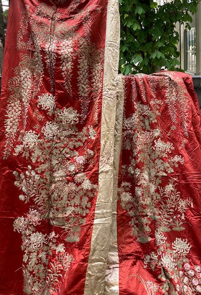 Pair of double curtains and valance in red...
