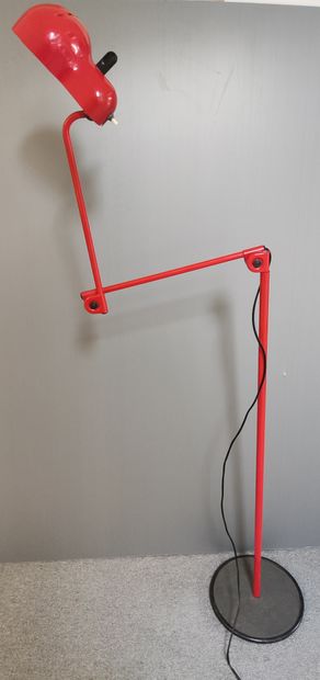 Red articulated floor lamp Joe Colombo for...