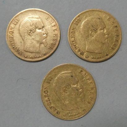 null FRANCE. 3 pièces de 10 francs or Napoléon III (1859 BB, 1860 BB, 1860 A abeille...