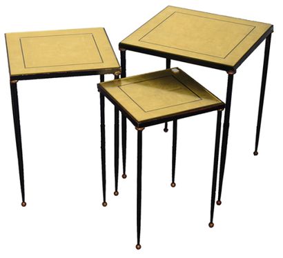  Attributed to André ARBUS (1903-1969)
Three nesting tables with bronze legs, tops... Gazette Drouot