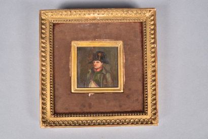 null Ecole française du début du XIXème " Portrait de l'empereur Napoléon 1er" miniature...