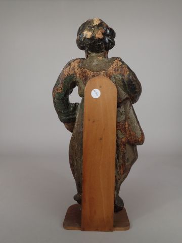 null Importante statue en bois polychrome représentant Saint Pierre tenant les clefs...