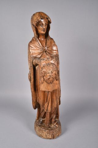 null "Sainte Véronique portant son voile" statue en tilleul avec traces de polychromie....