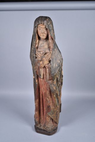 null Grande statue en bois et polychromie représentant la vierge Marie debout en...