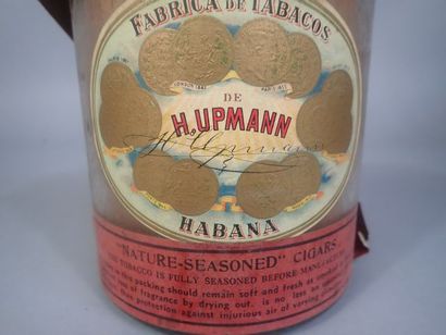 null Tabacologie. Pot à cigares de la marque H.Upmann en verre avec son couvercle...