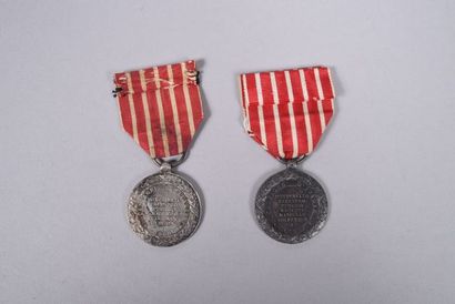 null FRANCE. Lot de deux médailles de la campagne d’Italie 1859. Fabrication de Barre....
