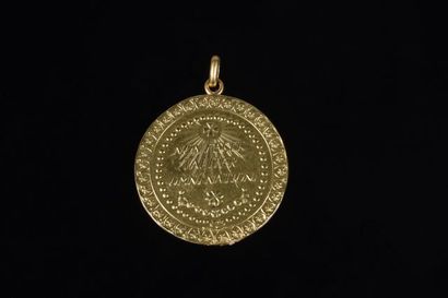 null Médaille religieuse mexicaine en pendentif en or jaune portant l'inscription...
