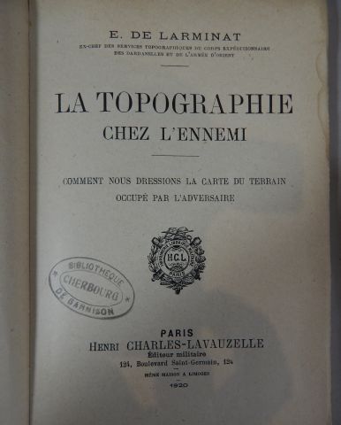 null Lot de livres et plaquettes pour officier dont : Notice sur l’officier d’approvisionnement-1953,...