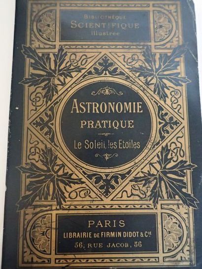 null Ensemble de trois livres sur l'astronomie comprenant: Le P.A Secchi "Les étoiles...