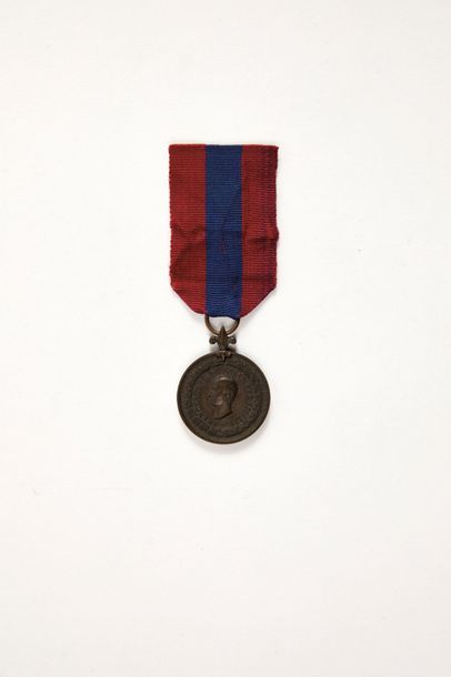 Médaille commémorative de la campagne de 1860, en bronze patiné au profil de Fra
