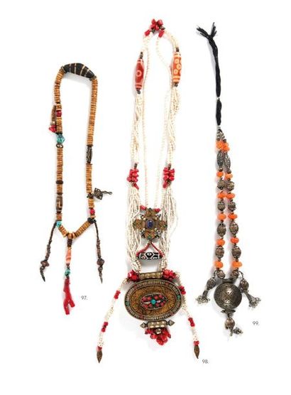 TIBET TIBET

Necklace alternating metal beads and fluted carnelian beads, the metal...