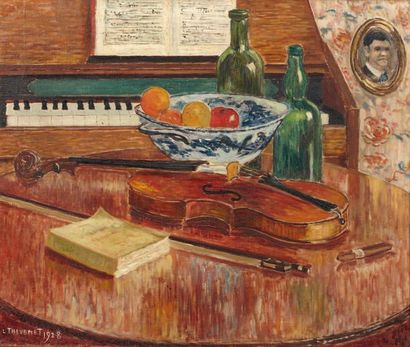 LOUIS THEVENET (1874-1930) Nature-morte au violon et au piano Huile sur toile, signée...