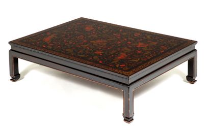 TABLE BASSE 
Coffee table




Rectangular black lacquered wood table with polychrome...