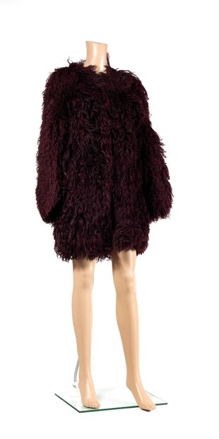 SAINT LAURENT Rive Gauche, SAINT LAURENT Left Bank, 

circa 1980

Coat in wine-lavender...