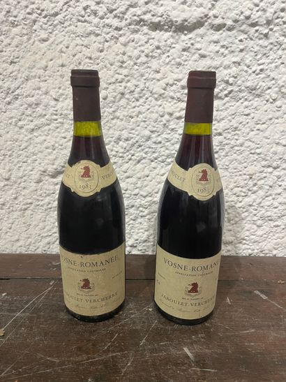 null 2 bouteilles Vosne-Romanée 1983 Jaboulet-Vercherre, étiquettes et collerettes...