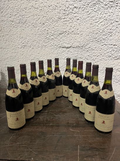 null 12 bouteilles Volnay 1983 Jaboulet-Vercherre, niveaux : 2 à 3 cm, étiquettes...
