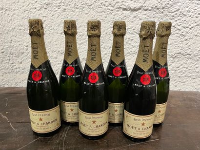 6 bouteilles Champagne Moët & Chandon Brut...