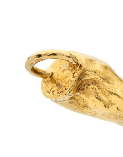 d'après RODIN after RODIN
Pendant sculpture in 18K (750) gold representing a hand....