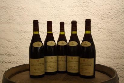 null 5 bouteilles

Morey Saint Denis 1988 Ropiteau, étiquettes légèrement tachée...