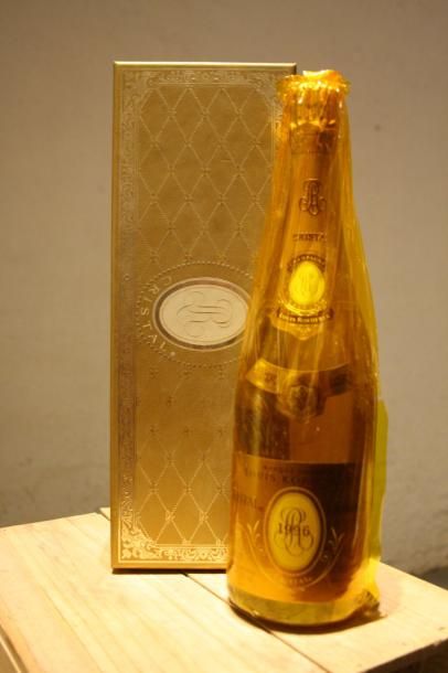 1 bouteille

Champagne Cristal Roederer 1996...