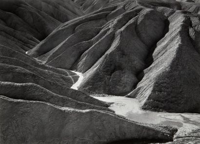 Edward Weston Edward Weston

1886-1958



Death Valley, 1938

Tirage argentique postérieur,...