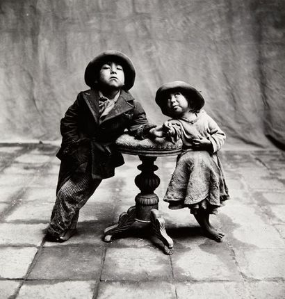 Irving Penn Irving Penn

1917-2009



Cuzco (two children), 1948

Tirage argentique...
