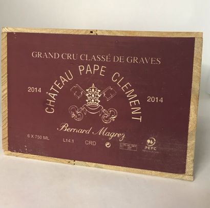 null 6 bouteilles de Château PAPE-CLEMENT GCC 2014 Graves (Caisse bois)