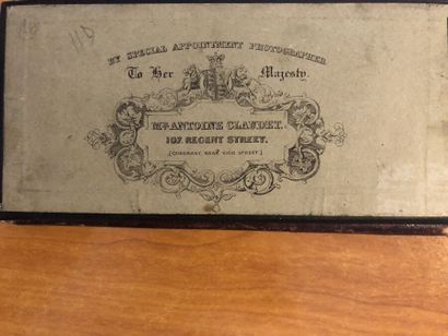 null *[DAGUERREOTYPE]

ANTOINE CLAUDET (1797-1867)

« Adélaïde », Londres, 1853

Daguerréotype...