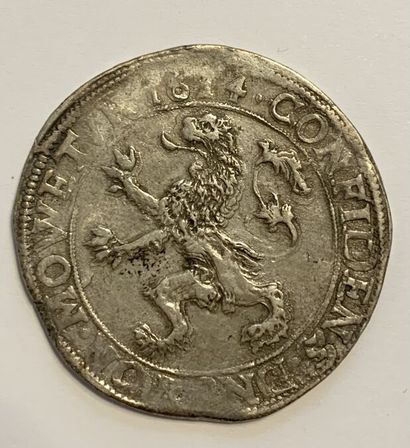 null SUEDE

Ensemble de deux monnaies de 1 ore pour Christine de Suède 1648 et pour...