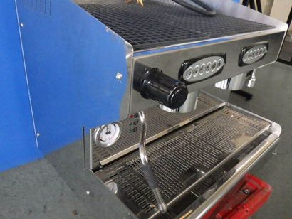 null 1 machine à café expresso professionnelle, de marque SAB JOLLY 2 GROUP AUTO,...