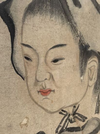 null CHINE - XIXe siècle
Encre sur papier, Guanyin debout avec un panier rempli de...