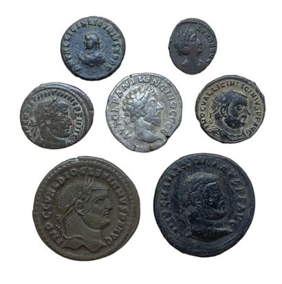 MONDE ROMAIN
Ensemble de monnaies comprenant...