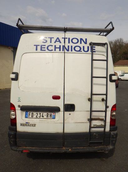 null CTTE RENAULT MASTER II FOURGON L2H2 - 2.5 DCI 100 CV 
Carrosserie : FOURGON
N°...