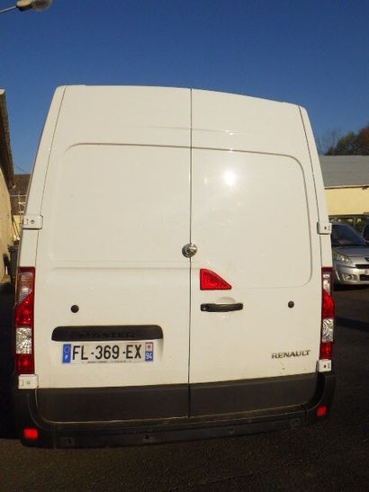 null CTTE RENAULT MASTER II FOURGON L2H2 - 2.3 DCI 136 CV 
Carrosserie : FOURGON
N°...