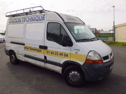 null CTTE RENAULT MASTER II FOURGON L2H2 - 2.5 DCI 100 CV 
Carrosserie : FOURGON
N°...