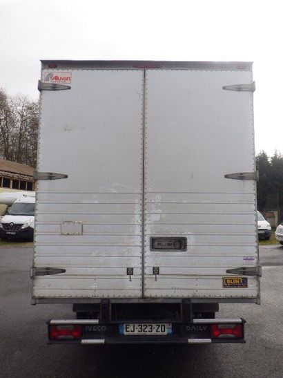 null CTTE IVECO 35C13 / 2.3 LD CAISSE DE 20M3 126CV 
Carrosserie : FOURGON
N° série...