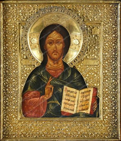 null CHRIST PANTOCRATOR.
Icône russe, tempera sur bois conservée sous riza et oklad...