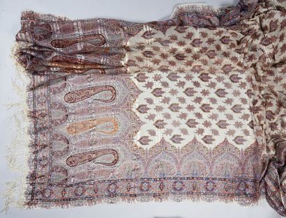 null Long shawl with pekingese silk gauze printed cashmere decoration, Second Empire,...