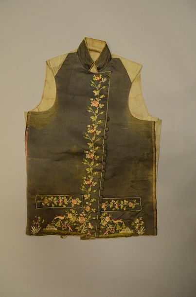 null Straight embroidered waistcoat, end of the 18th century, straight collar waistcoat...