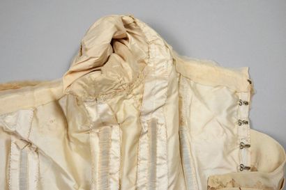 null Robe d'après-midi pour l'été, Haute couture, vers 1900-1905, crêpe de soie chair...