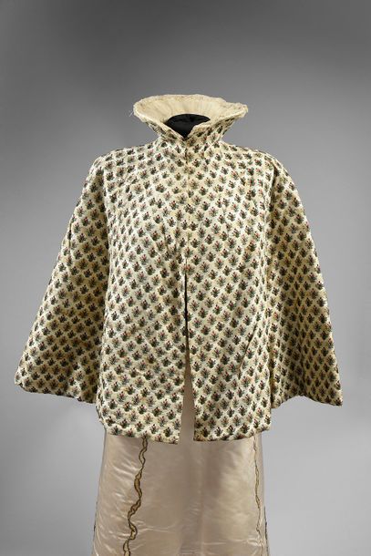 Short cape with Medici collar, circa 1890-1900,...