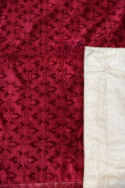 null Carpet in two precious crimson velvets, Italy, 16th century, raised crimson...