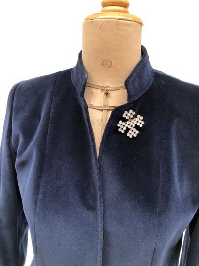 null LOULOU DE LA FALAISE, navy blue velvet jacket with a mao collar, decorated with...